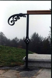 detail provedení zábradlí ke kostelu na Makové Hoře