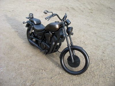 plastika INTRUDER