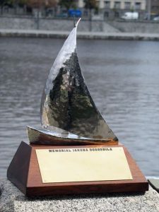 plastika pro Memorial Jakuba Dosoudila