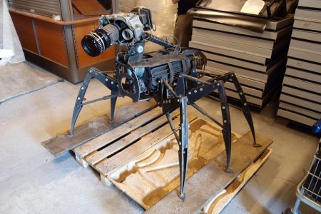 plastika SPYBOT