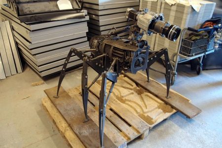 plastika SPYBOT