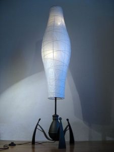 lampa TRIPOD